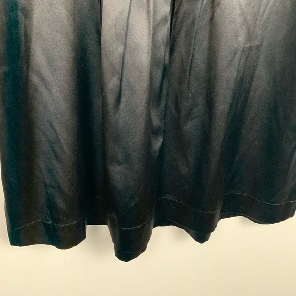 [SOLD] Eileen Fisher Sleeveless Pleated Silk Top - Picture 5 of 6